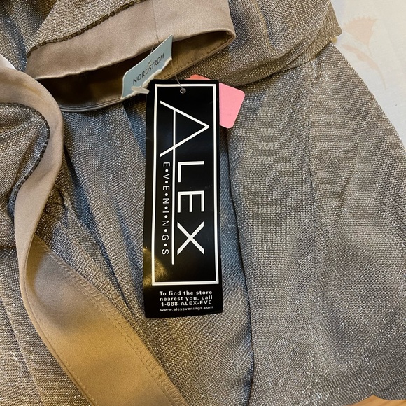 BNWT ALEX evenings long sleeve cover - Picture 10 of 11